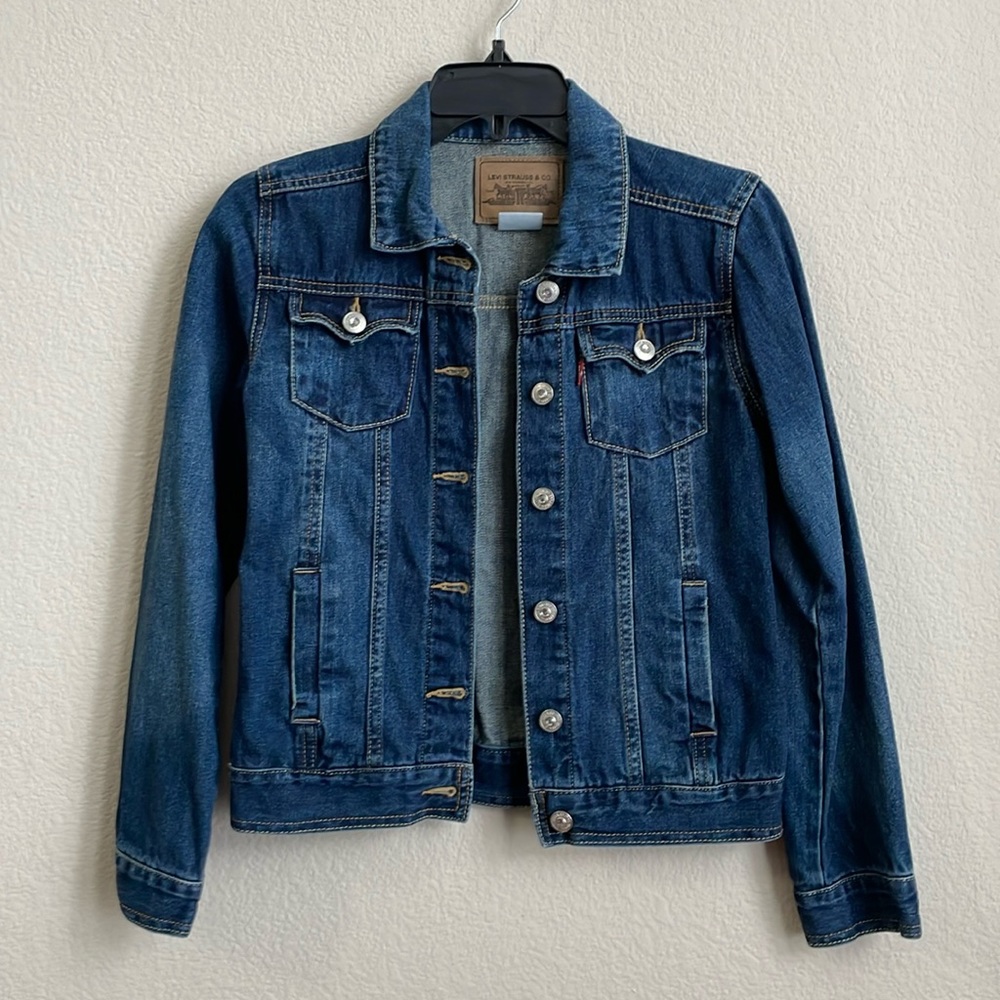 Levi’s girls size L 12-13 jean jacket with sparkly rhinestone buttons